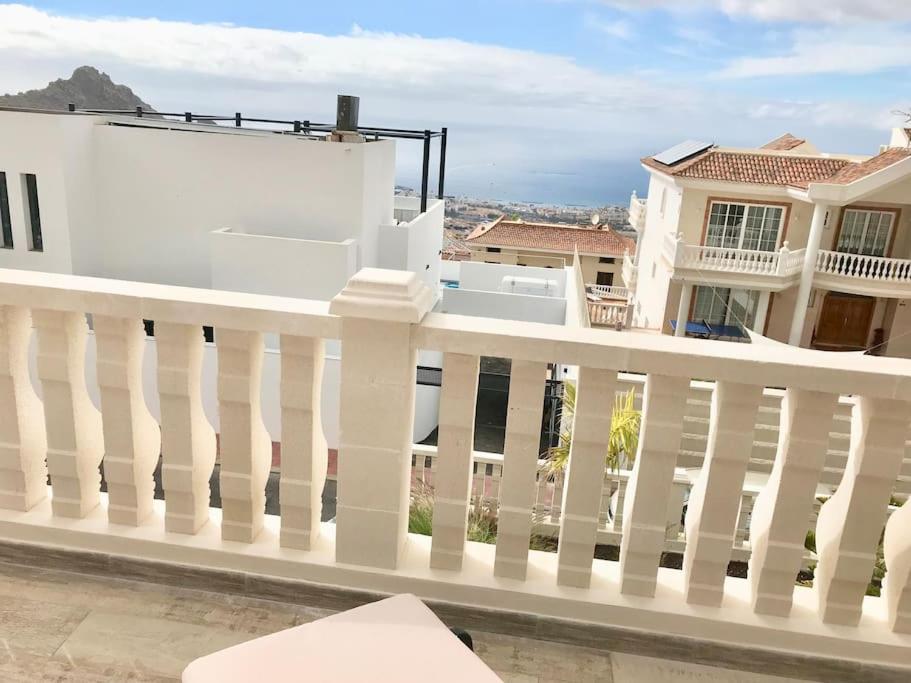 Villa Vista Bella Costa Adeje In Ruhiger Villengegend Mit Meerblick Esterno foto