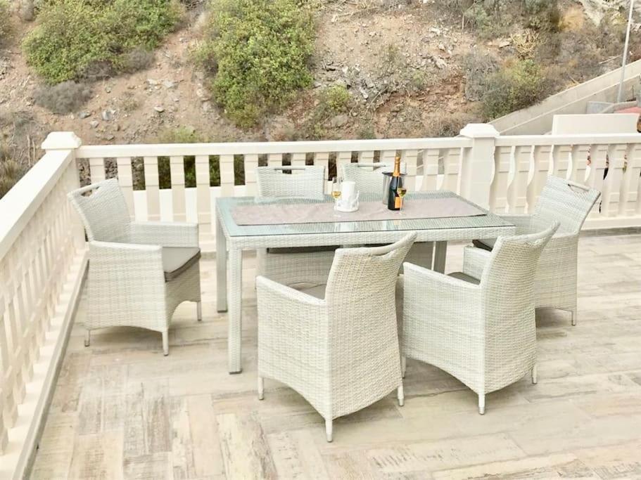 Villa Vista Bella Costa Adeje In Ruhiger Villengegend Mit Meerblick Esterno foto